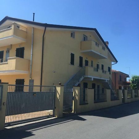 B&B Gigi' Marina di Massa Kültér fotó