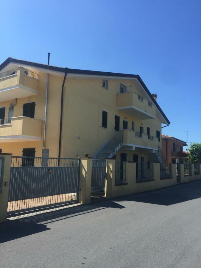 B&B Gigi' Marina di Massa Kültér fotó